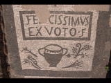 08603 ostia - regio v - insula ix - mitreo di felicissimus (v,ix,1) - felicissimvs ex voto f(ecit) - 06-2022.jpg